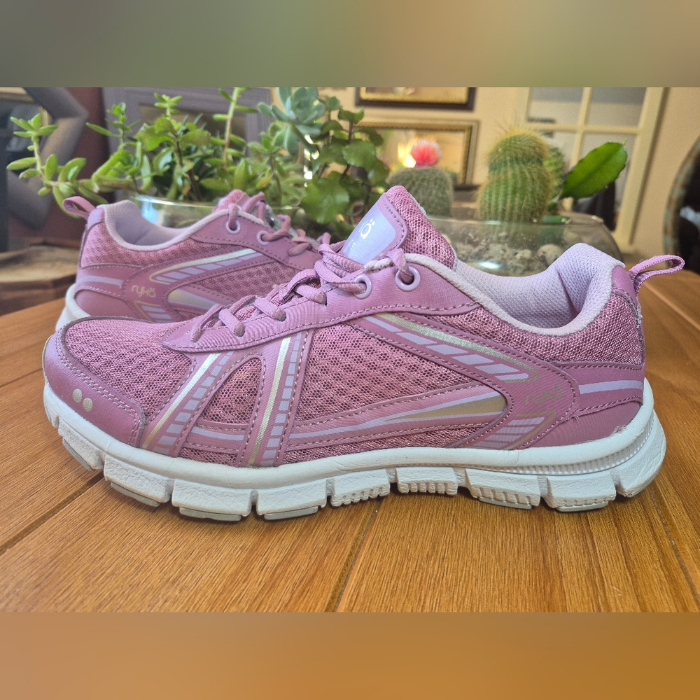 Ryka Women's Hailee Cross Trainer‎ - Size 9.5